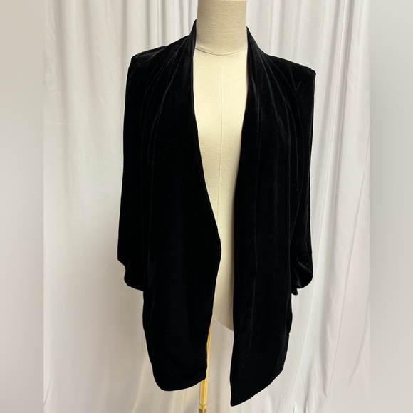 Black Velvet Blazer - Picture 1 of 4